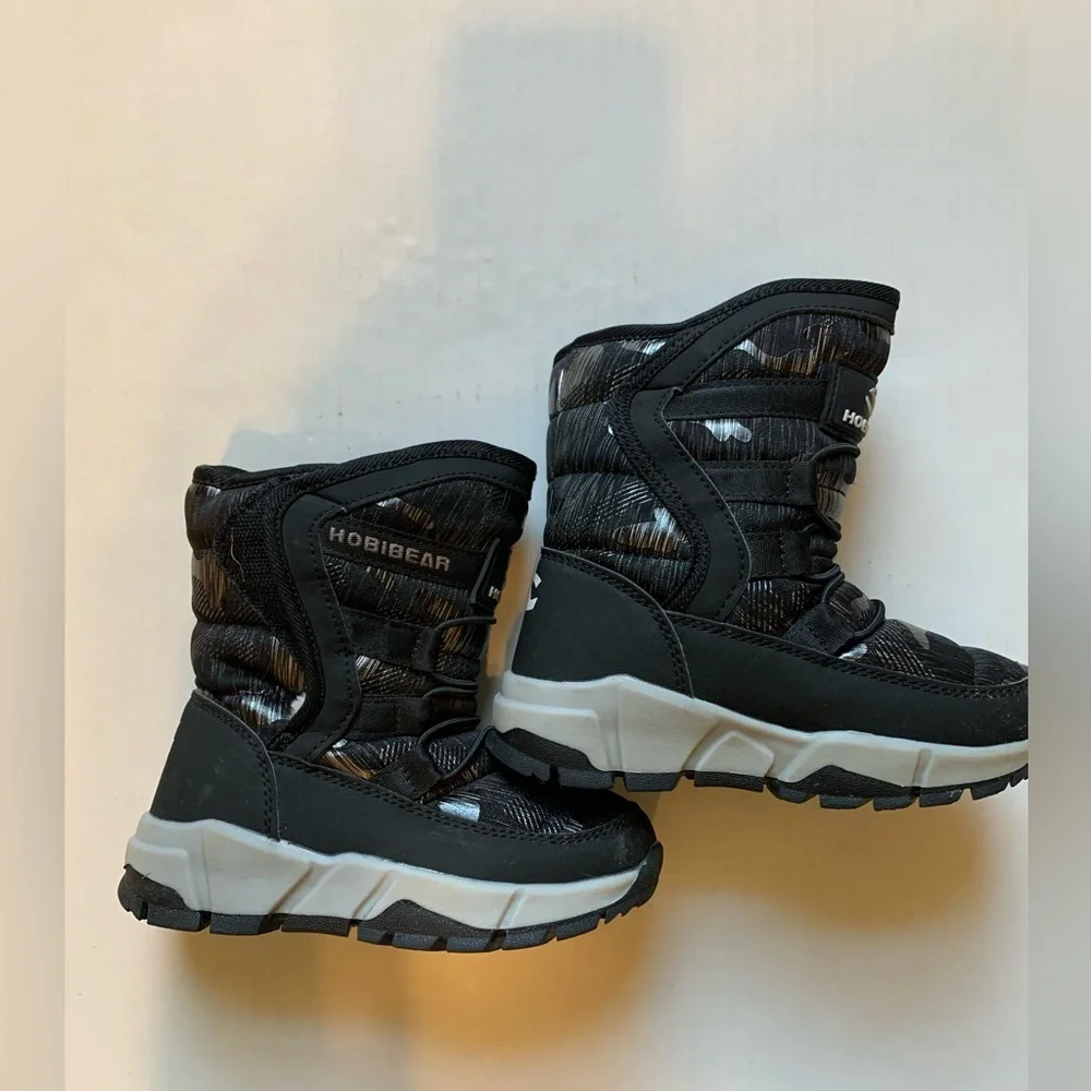 Gubarun Hobibear Boy’s Waterproof Faux Fur Lined Black/Gray Snow Boots
